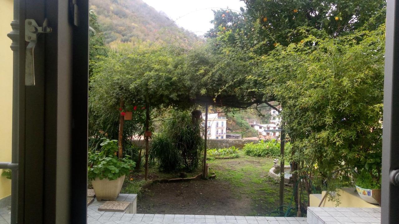 L'Antico Giardino Bed & Breakfast Vietri sul Mare Exterior photo
